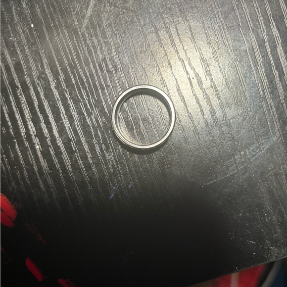 old silver ring - Picture 2 of 2